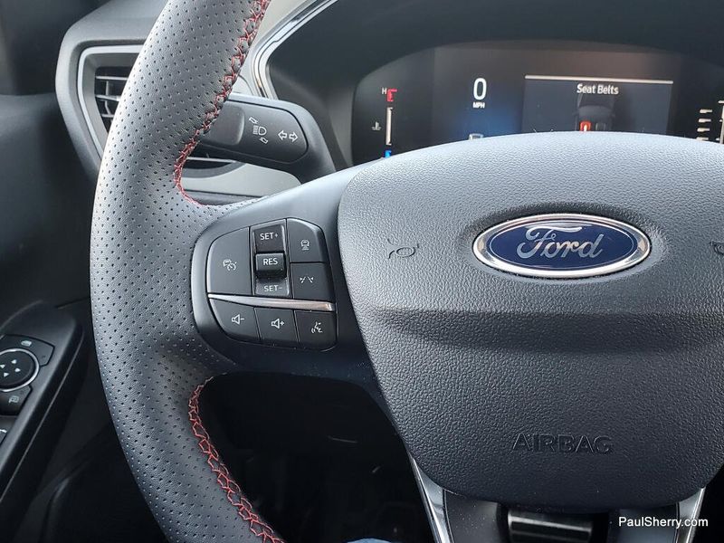 Used 2024 Ford Escape ST-Line