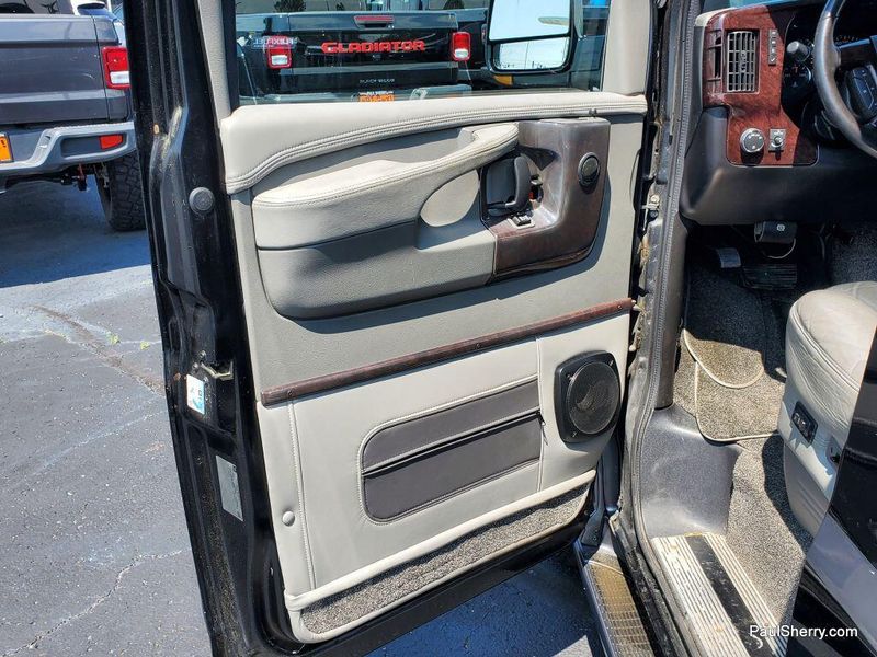 2013 GMC Savana 2500 Image 41