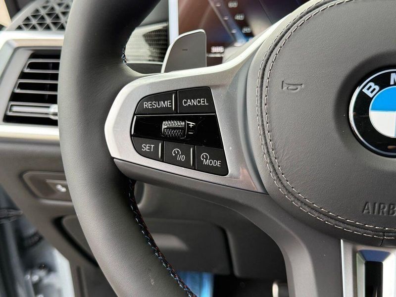 New 2026 BMW X5 M60iImage 23