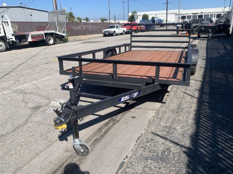 New 2025 Zieman F-816 WIDE BODY Image 17