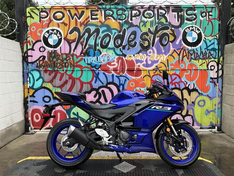 New 2026 Yamaha YZF-R3 ABS Image 3