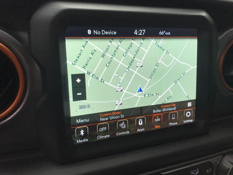 Used 2022 Jeep Gladiator MojaveImage 16