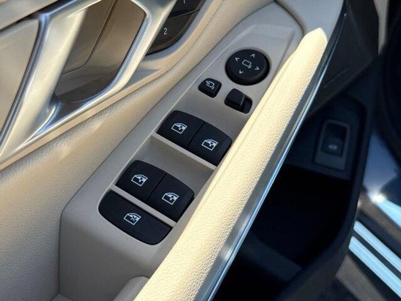 Used 2026 BMW 3 Series 330iImage 19