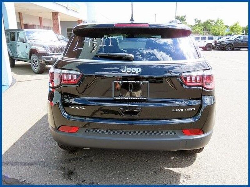 New 2025 Jeep Compass LimitedImage 6