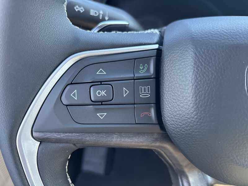 New 2026 Jeep Grand Cherokee Limited 4x4Image 32