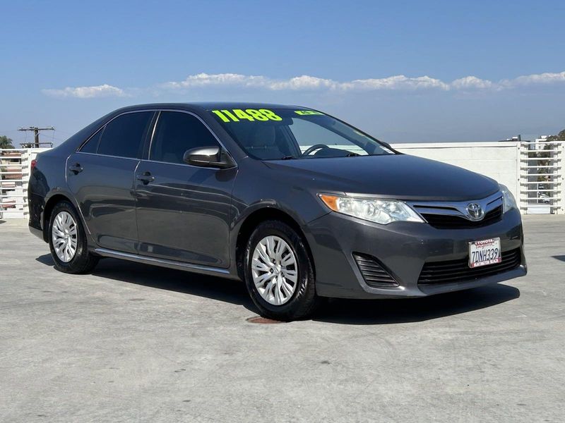 2014 Toyota Camry LEImage 2