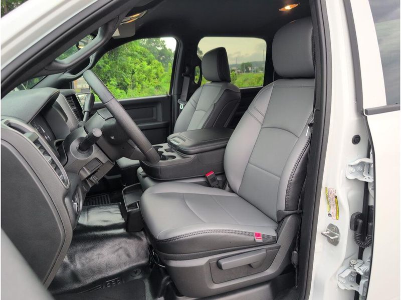 New 2026 RAM 2500 Tradesman Crew Cab 4x4 6