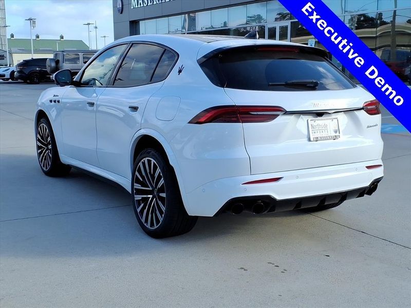 New 2025 Maserati Grecale ModenaImage 9