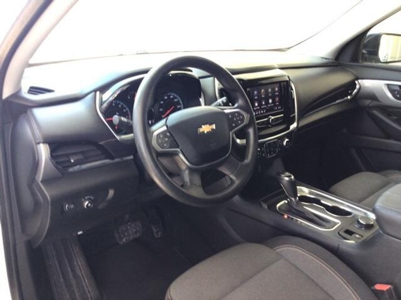 2020 Chevrolet Traverse LSImage 9