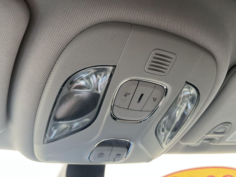 2018 Jeep Compass Image 17