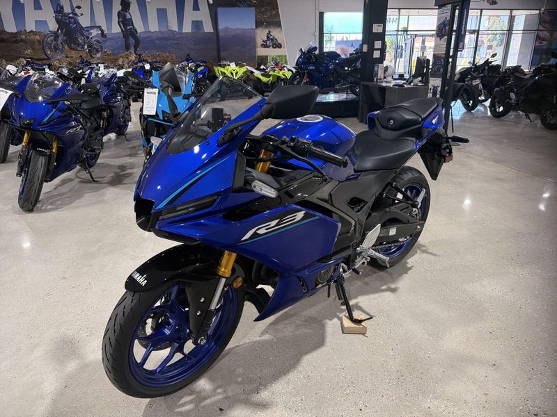 New 2026 Yamaha YZF-R3 ABS Image 16
