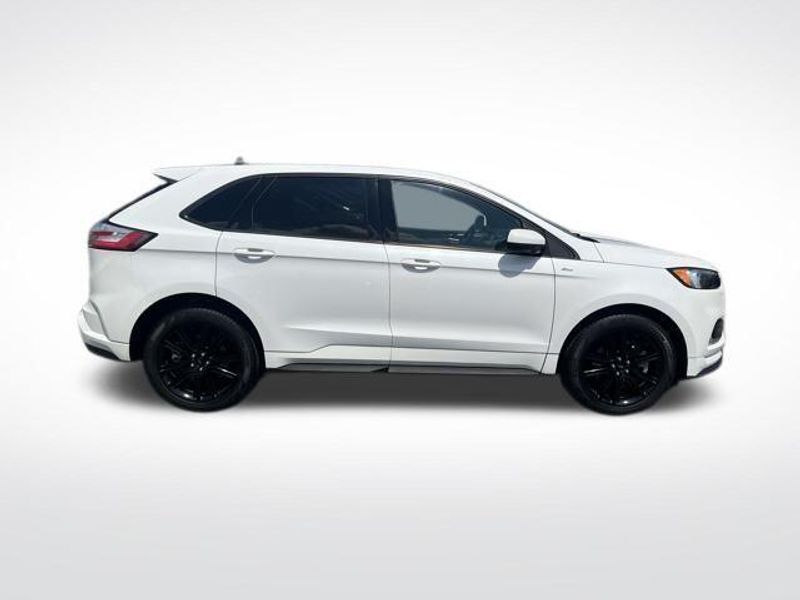 2022 Ford Edge ST Line