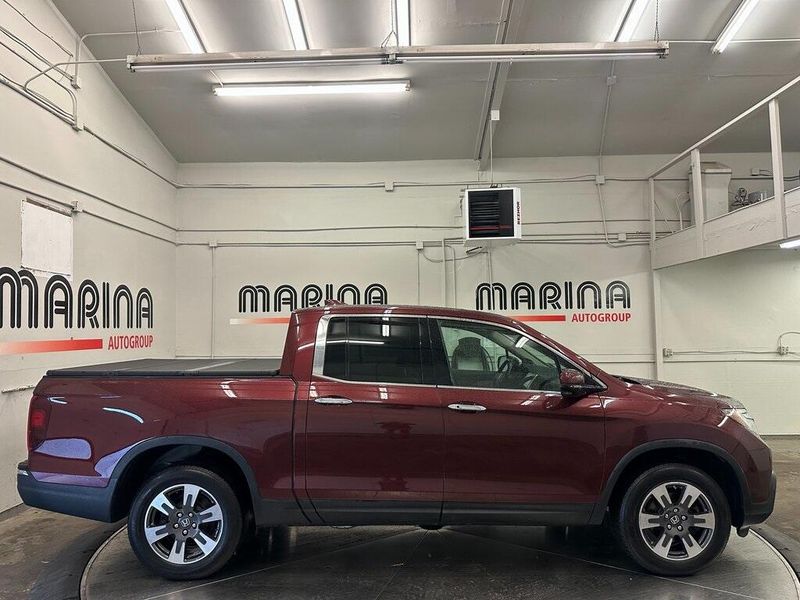 2018 Honda Ridgeline RTL-EImage 10