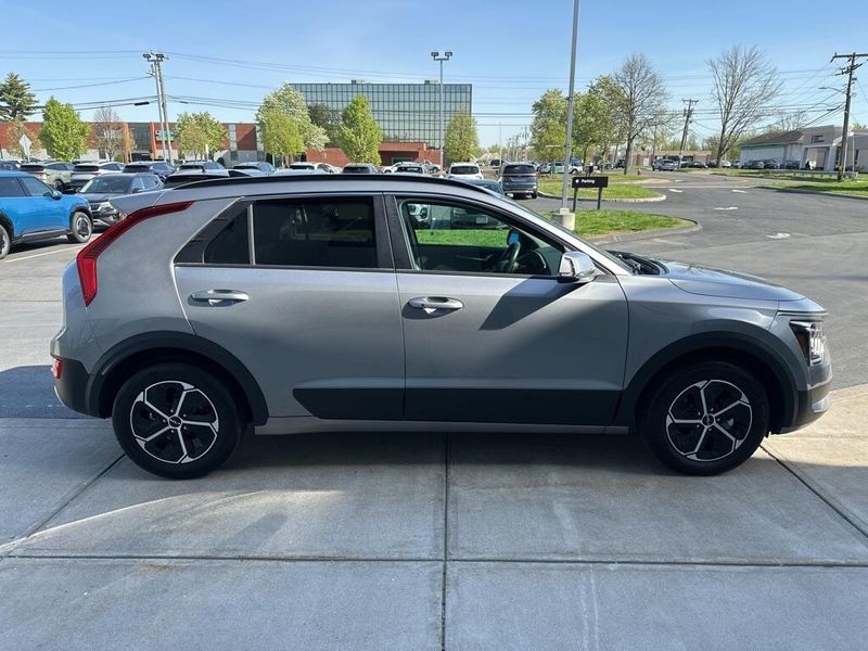 2023 Kia Niro EXImage 4