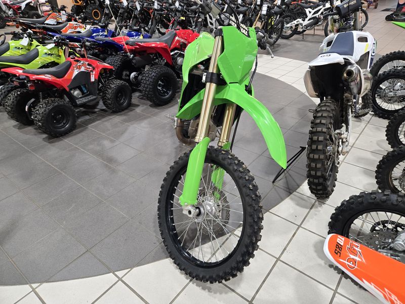 USED 2024 KAWASAKI KX 450 Image 6