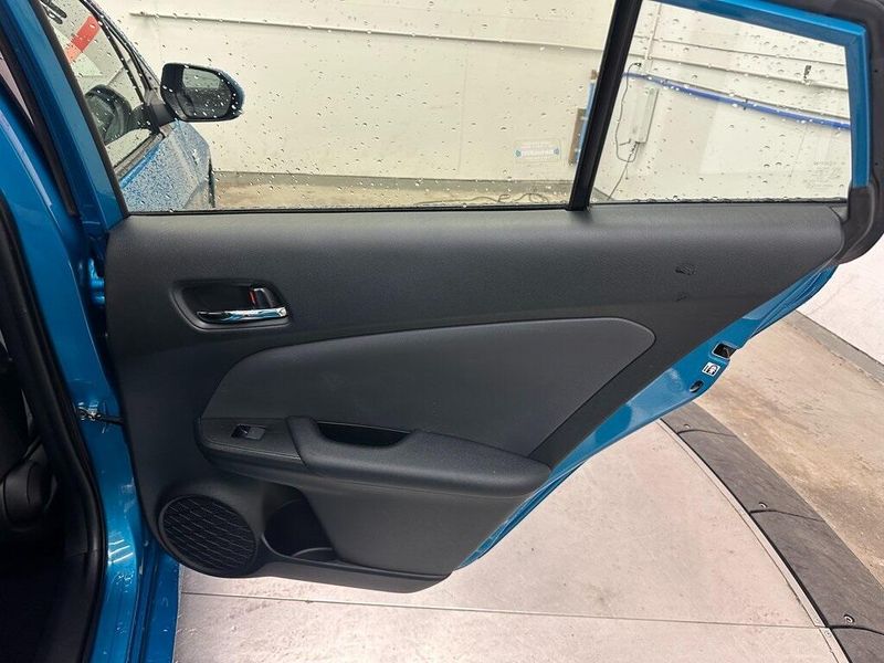 2021 Toyota Prius Prime LEImage 27