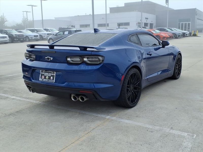 Used 2019 Chevrolet Camaro SSImage 2