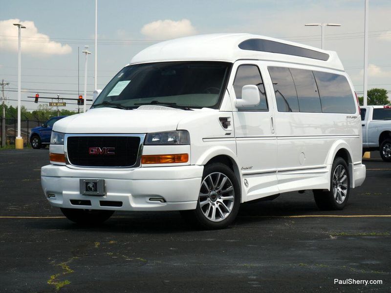 2022 GMC Savana Image 6