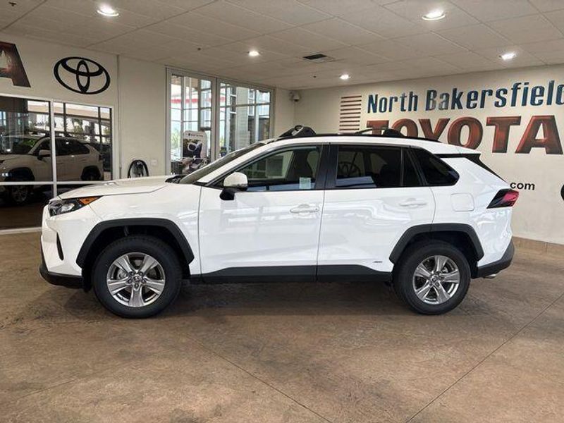 Used 2022 Toyota RAV4 Hybrid LEImage 7