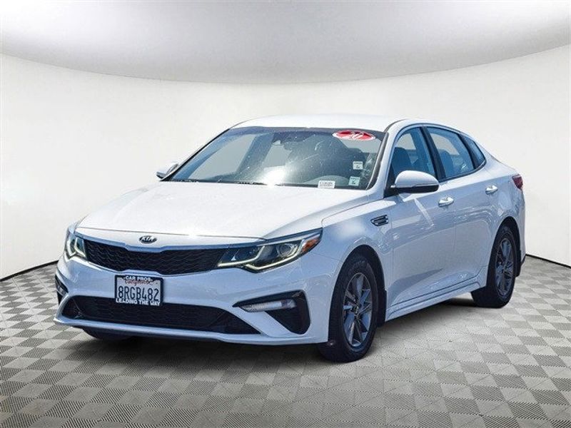 2020 Kia Optima LXImage 5