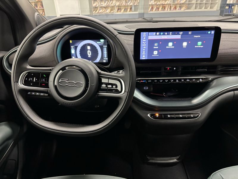 New 2025 Fiat 500e Giorgio Armani Collector