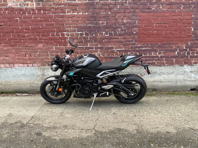 2026 Triumph STREET TRIPLE 765RS