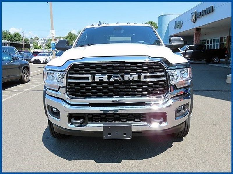 2022 RAM 4500 Chassis Cab SLTImage 3