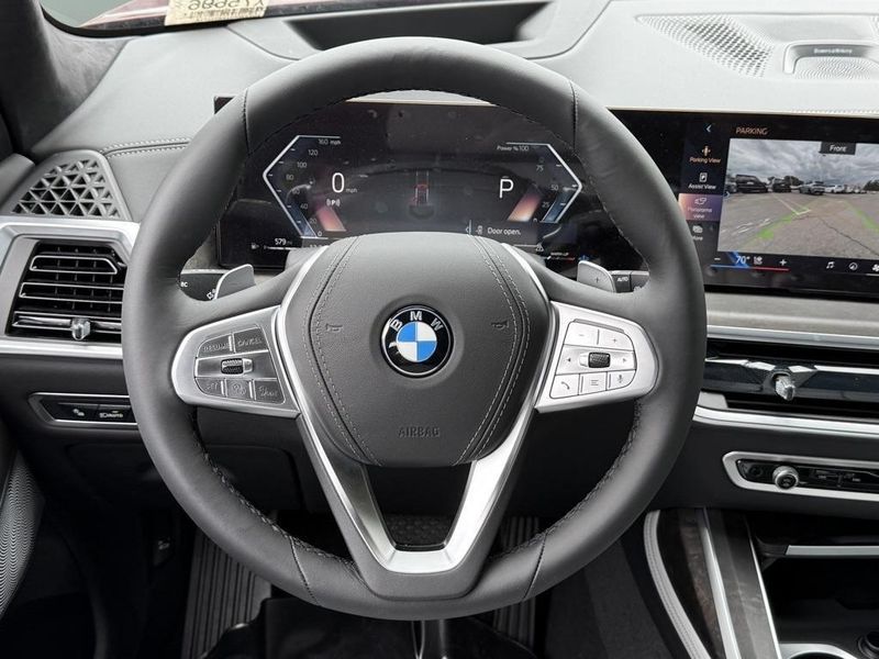 2025 BMW X7 xDrive40iImage 22