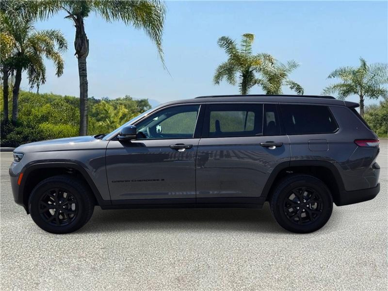 Used 2026 Jeep Grand Cherokee L Laredo Altitude 4x4