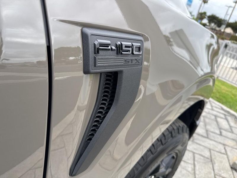 New 2025 Ford F-150 STXImage 5