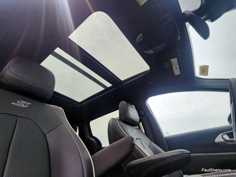 2025 Chrysler Pacifica LimitedImage 44