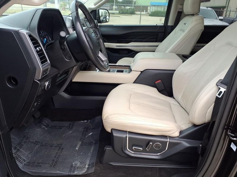 Used 2021 Ford Expedition Max PlatinumImage 16