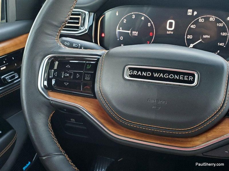 2024 Jeep Grand Wagoneer L III photo 33