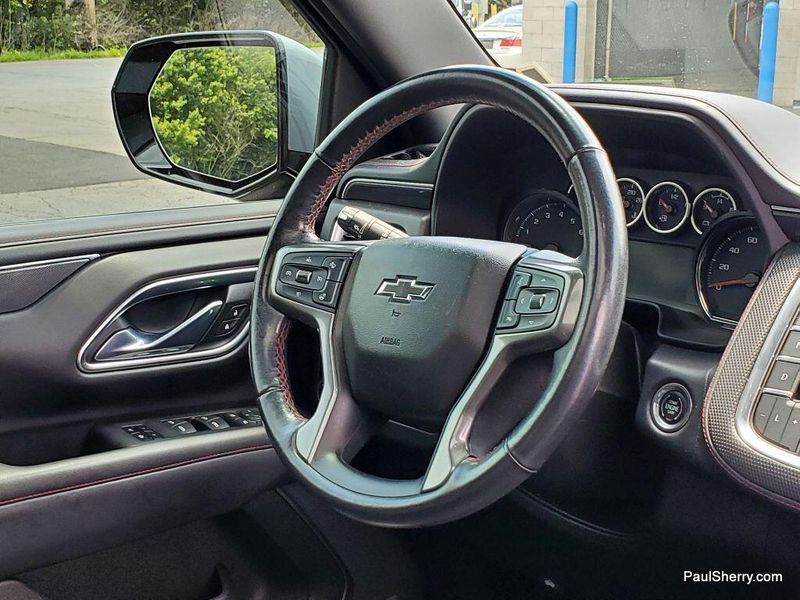 2021 Chevrolet Suburban RSTImage 29