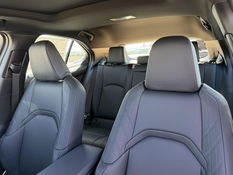 New 2026 Lexus UX 300hImage 19