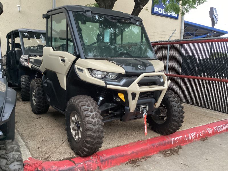 2024 Can-Am DEFENDER LIMITED HD10 CALI DESERT TAN AND TIMELESS BLACKImage 4