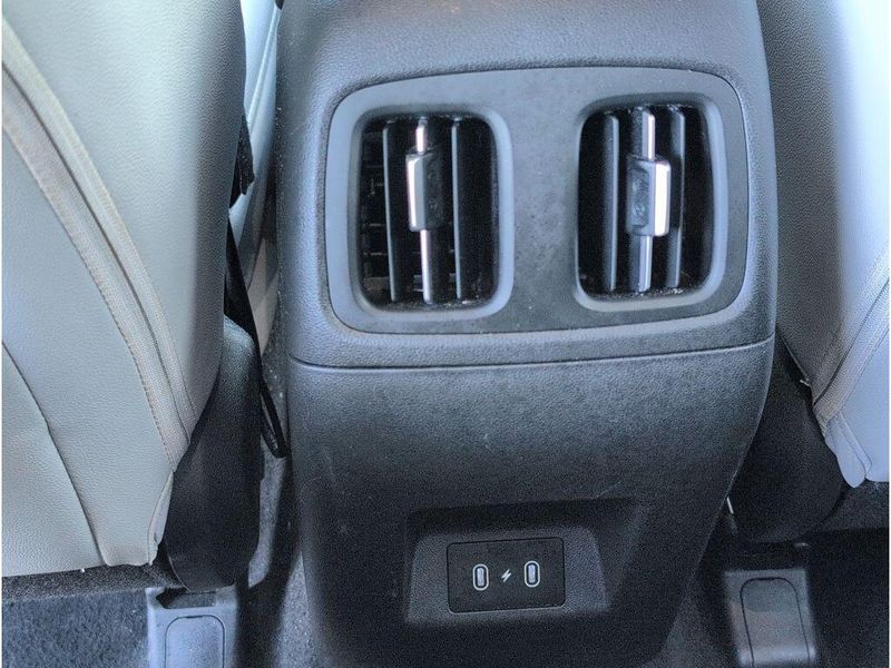 Used 2025 Hyundai Santa Cruz SELImage 33