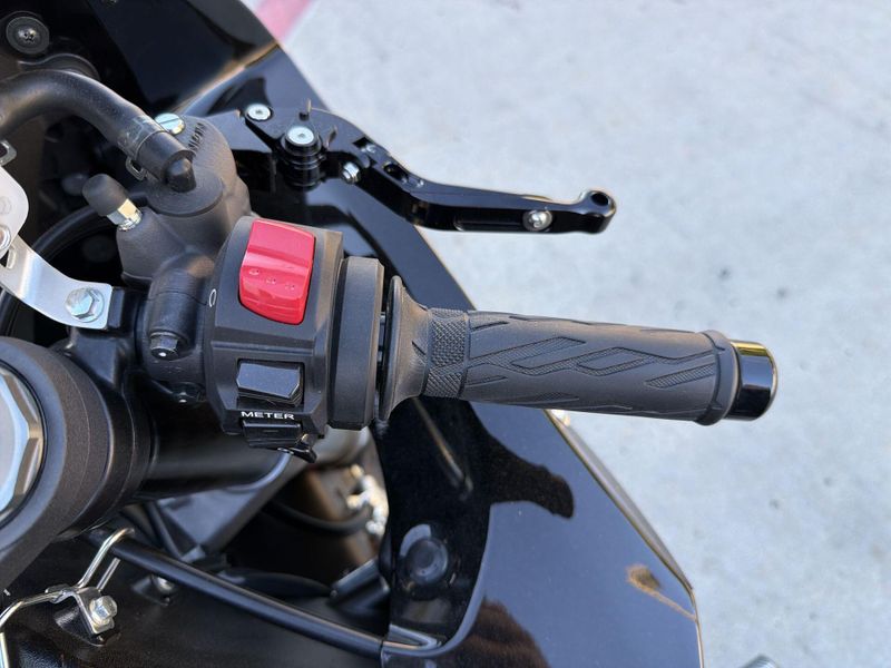 Used 2026 Suzuki GSX-R600 CA Image 24