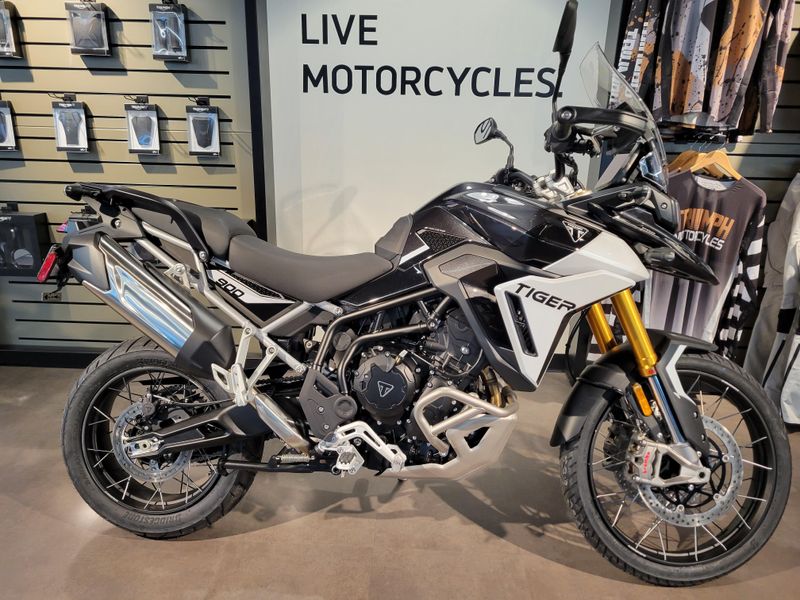 2024 Triumph Tiger 900 RALLY PRO Carbon Black / Sapphire Black 