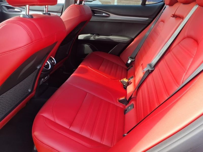 Used 2024 Alfa Romeo Stelvio TiImage 16