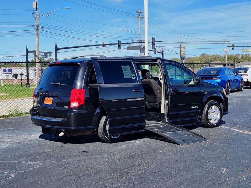 Used 2012 Dodge Grand Caravan SE