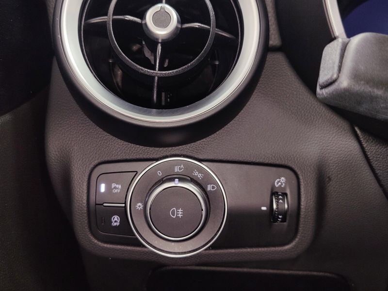 Used 2024 Alfa Romeo Stelvio Sprint AWD w/Sunroof/Nav/Wheel PkgImage 31