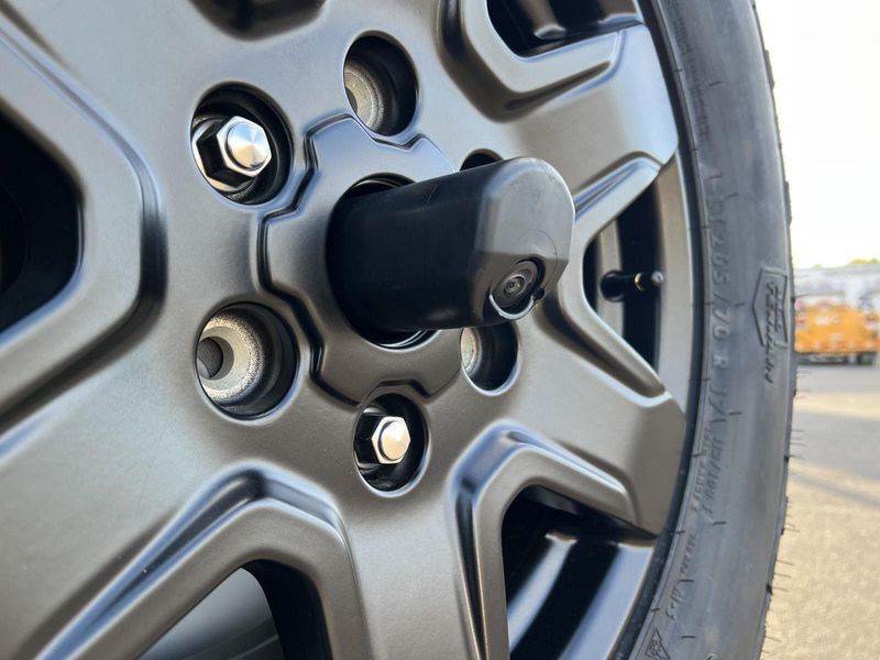 2025 Ford Bronco Big Bend photo 2