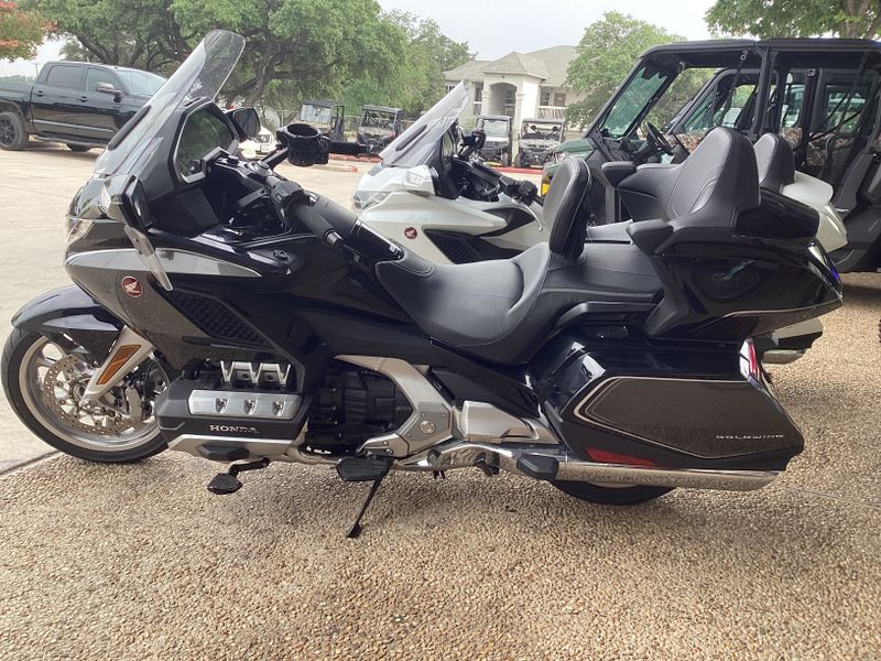 2020 Honda Gold Wing Tour Airbag Automatic DCTImage 5