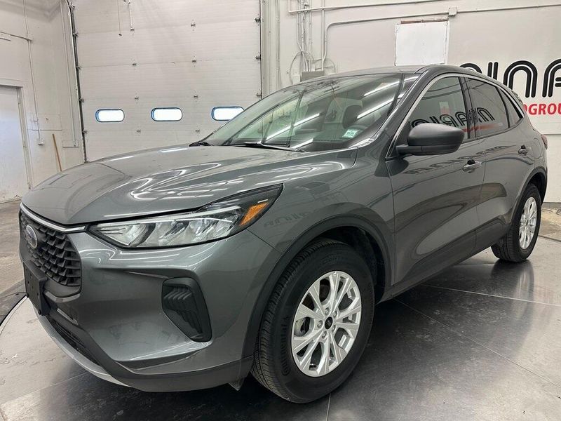 2024 Ford Escape ActiveImage 11