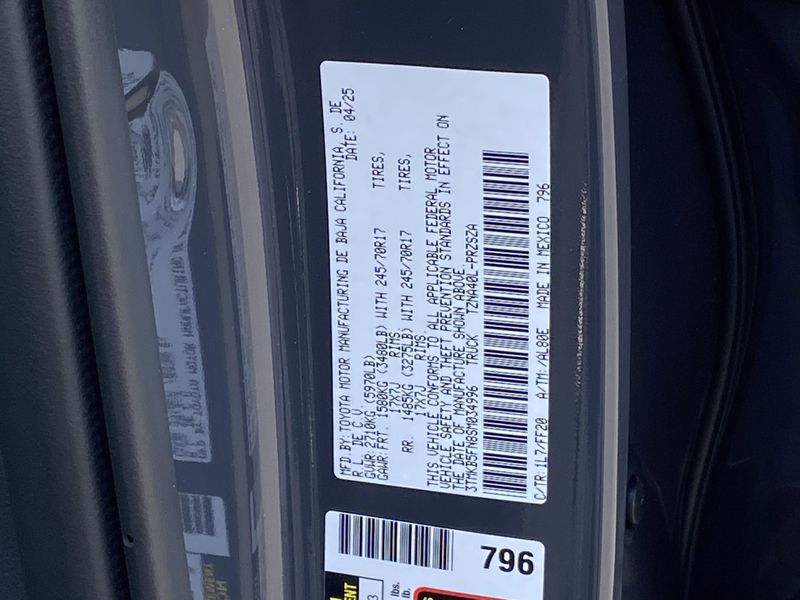 2025 Toyota Tacoma SR5Image 20