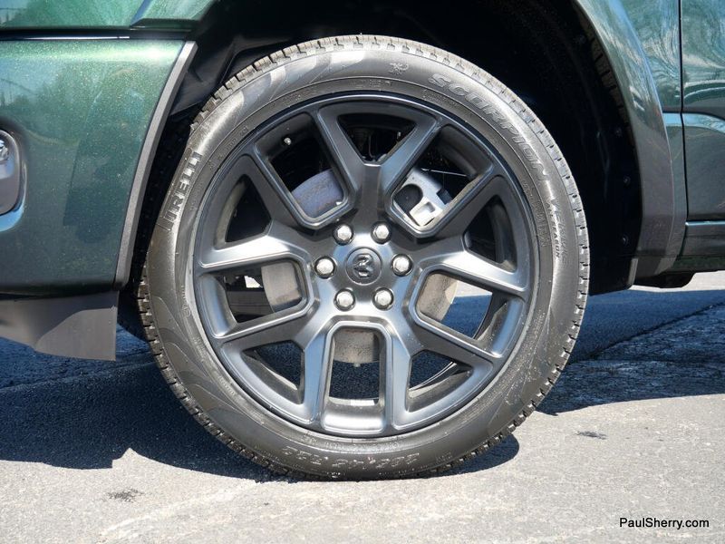 New 2026 RAM 1500 Laramie Crew Cab 4x4 5'7' Box