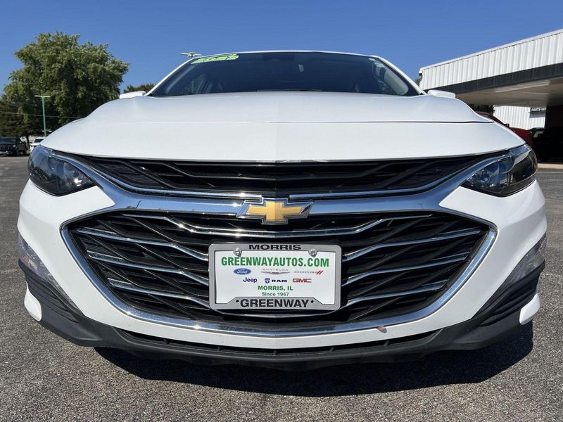 2023 Chevrolet Malibu 1LT photo 4