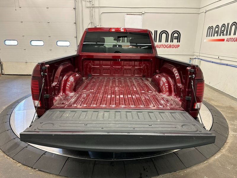 2021 RAM 1500 Classic WarlockImage 14