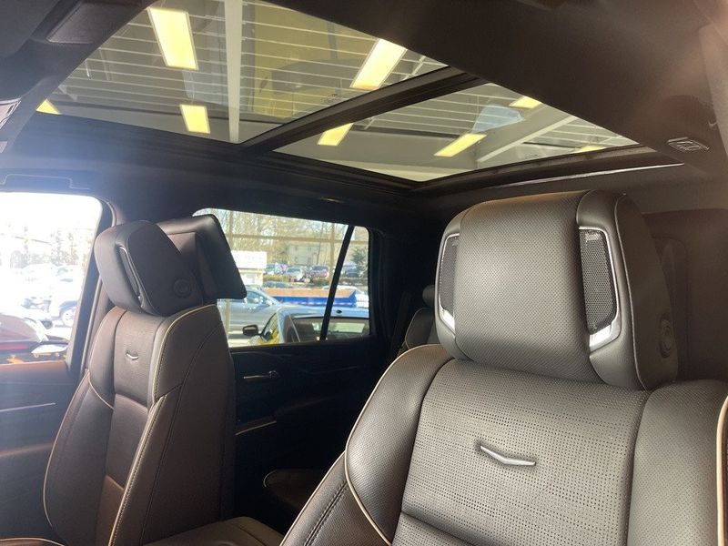 2021 Cadillac Escalade Premium LuxuryImage 20